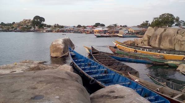 fishing in Dolwe island